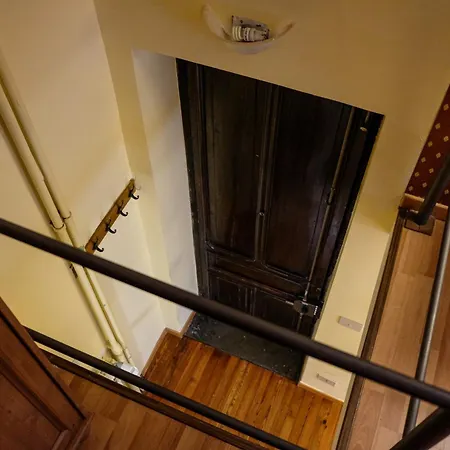 דירה Charming In Early 1900s Building & Quiet *