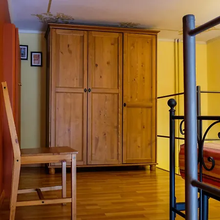 Appartement Charming In Early 1900s Building & Quiet Turijn